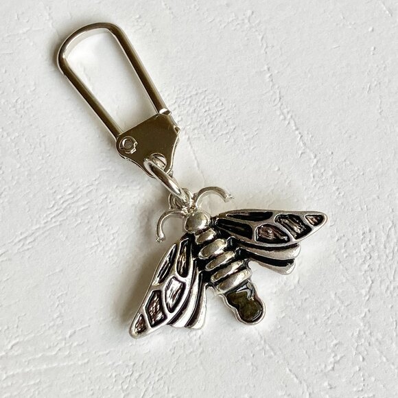 Dragonfly Wasp Firefly Bee Zipper Pull Purse Bag Charm Backpack Silver Tone Fly - Picture 3 of 10